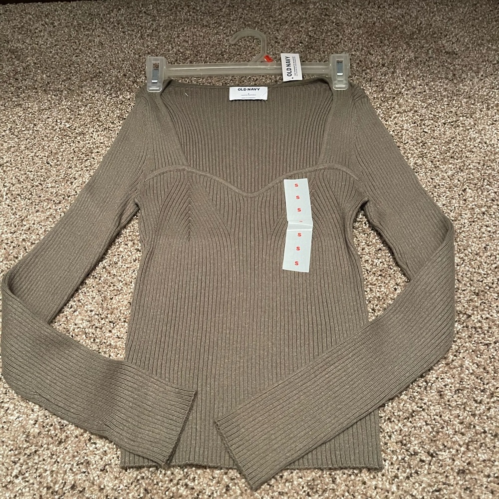New old navy top